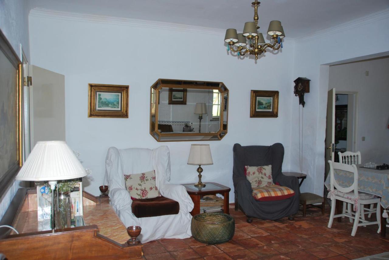 Monte Ramos Guest House Ferreira Do Alentejo Luaran gambar